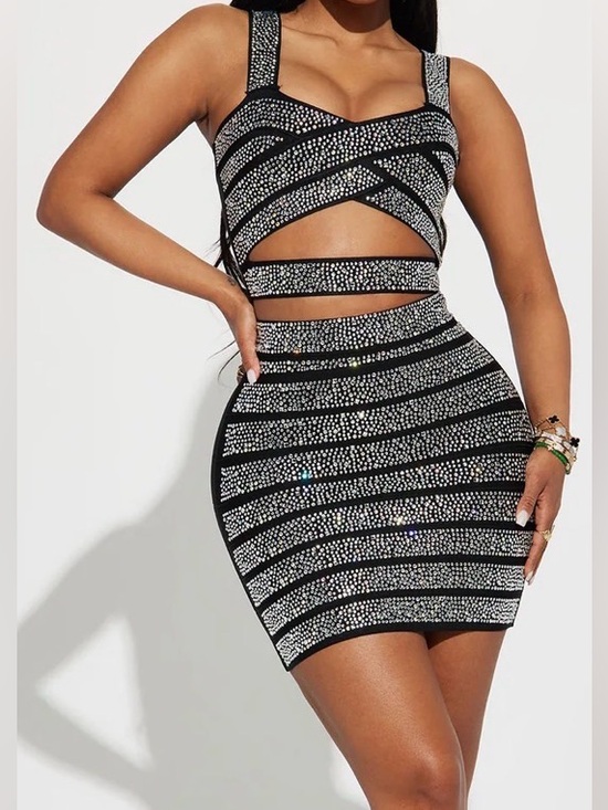 Fashion Nova Dresses & Skirts - FashionNova Embellished Black Cutout Set ((Sz L Ptp 16”-18”) (skirt 14.5”-18”)